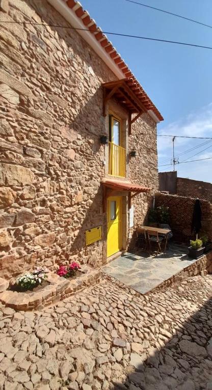 Casa Vinte & Cinco Alojamento Local Penha Garcia Exterior photo